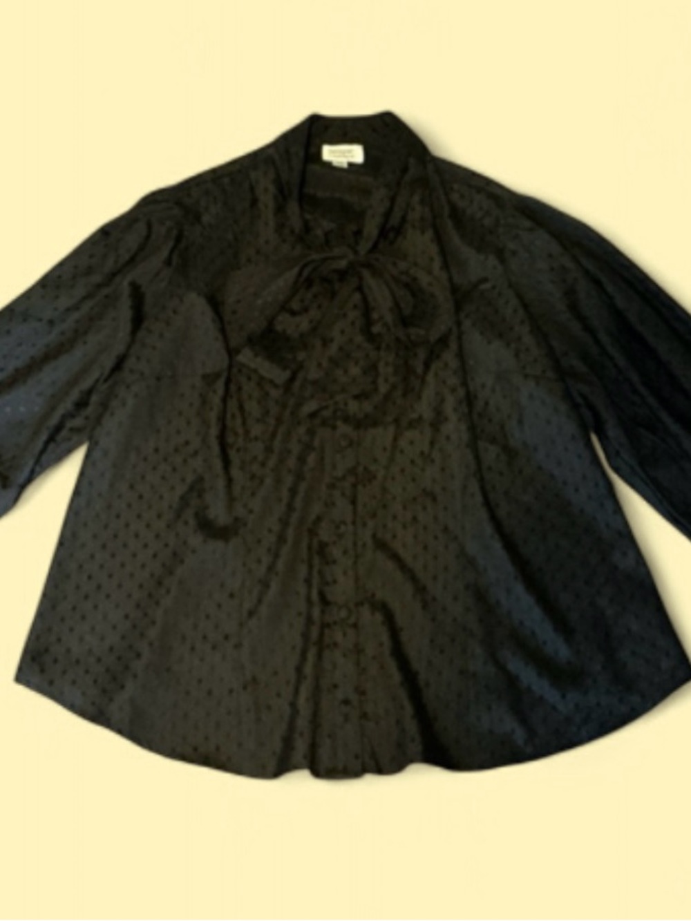 NWT~70’s Inspired Black Secretary Style Shirt, Balloon Sleeves & Tie, 1X